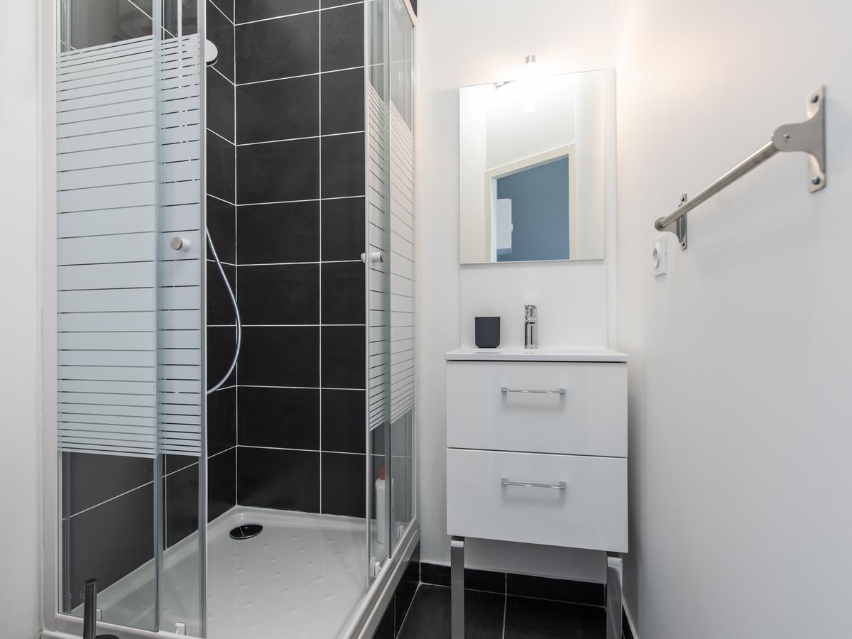 Mace Studio Apartment Лион Экстерьер фото